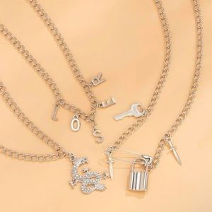 4 price necklace set OS silver